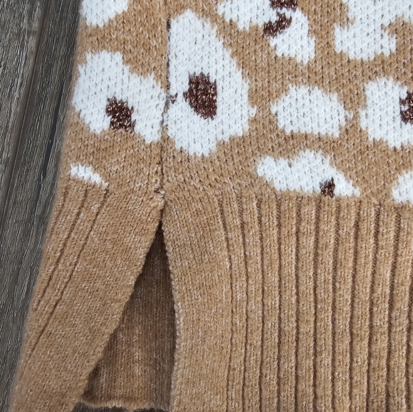 Ann Taylor sweater - Picture 3 of 5